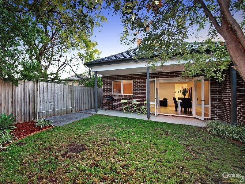 2/9 Clairmont Avenue, Bentleigh VIC 3204