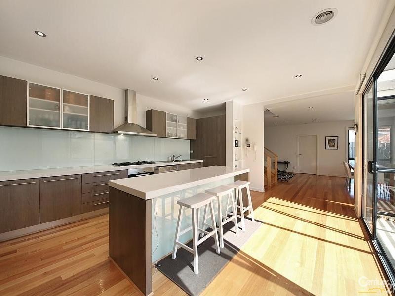 2/27 Loranne Street, Bentleigh VIC 3204