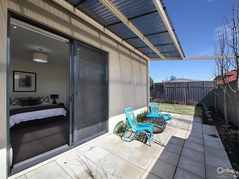 2/27 Loranne Street, Bentleigh VIC 3204