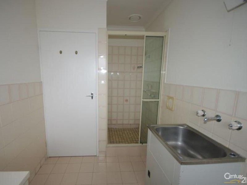 2/21 Holloway Street, Ormond VIC 3204