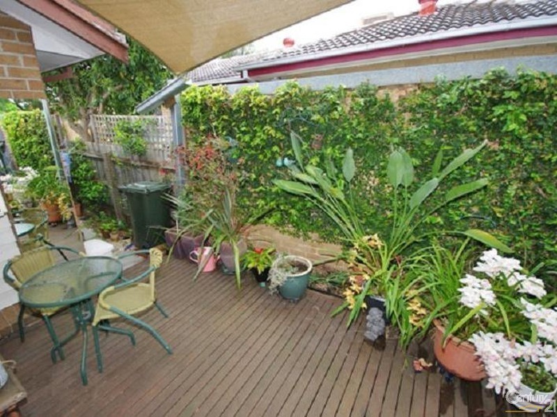 2/7 Howe Street, Murrumbeena VIC 3163