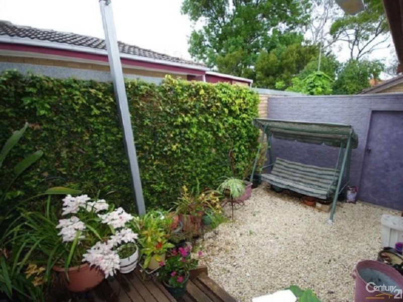 2/7 Howe Street, Murrumbeena VIC 3163