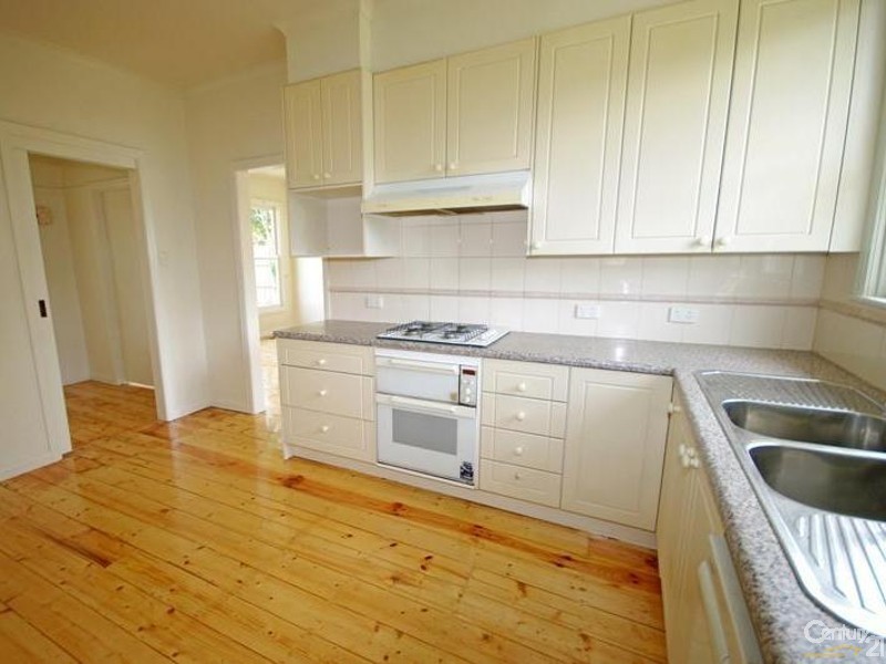 12 Dromana Avenue, Bentleigh East VIC 3165