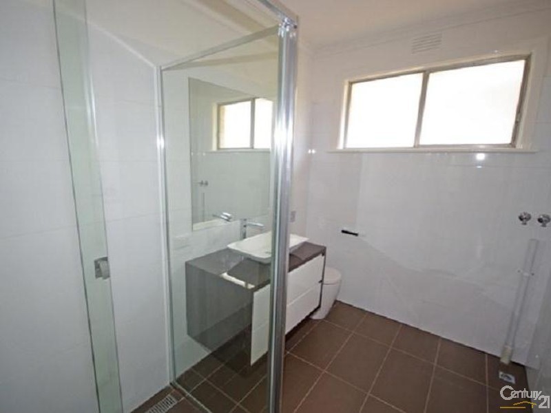 8/23 Morton Street, Clayton VIC 3168