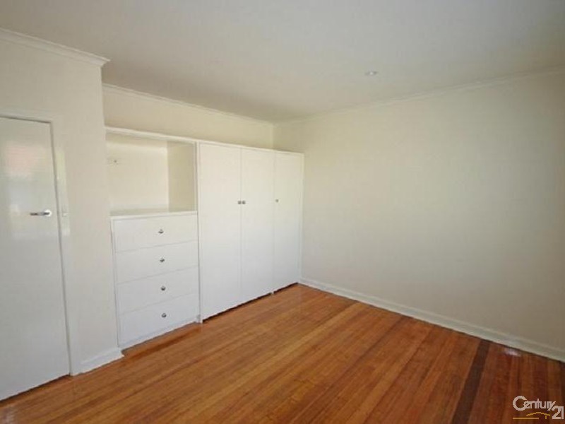 8/23 Morton Street, Clayton VIC 3168