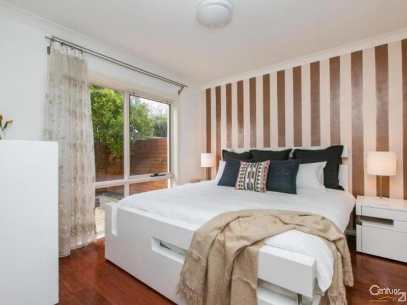 2/234 Booran Road, Ormond VIC 3204