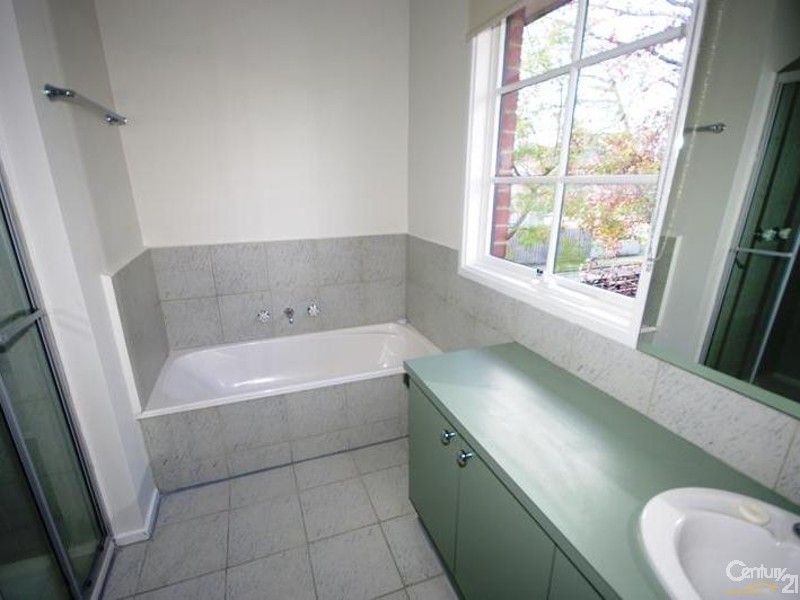 38 Clee Street, Mckinnon VIC 3204