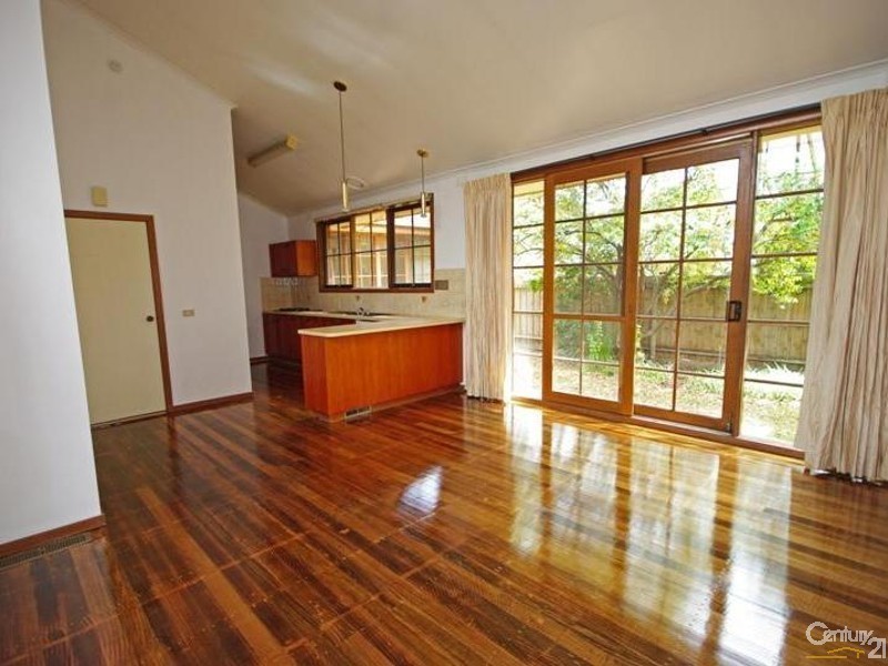 20 Wild Cherry Road, Carnegie VIC 3163