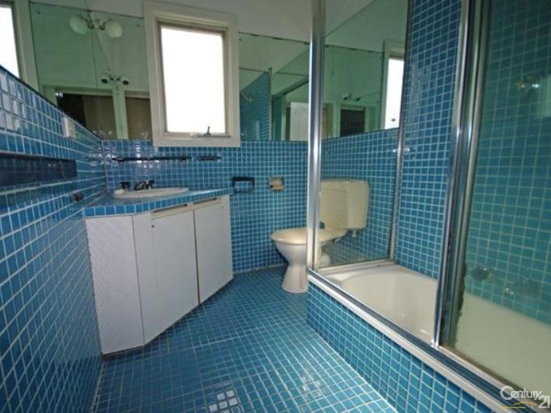 17 Glennie Avenue, Oakleigh South VIC 3167