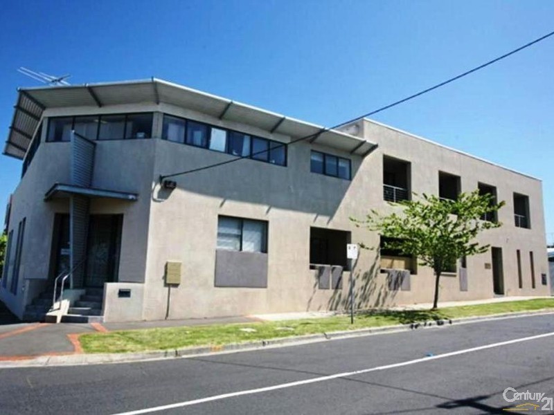 2/125 McKinnon Road, Mckinnon VIC 3204