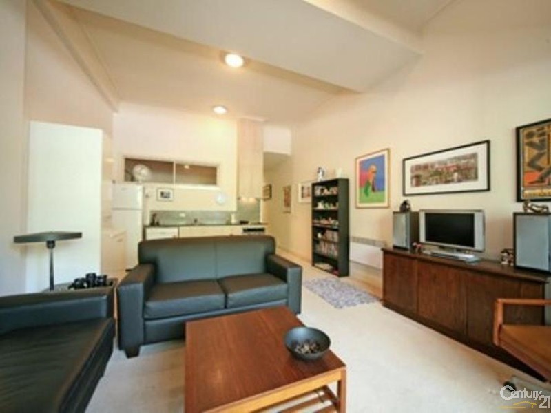 2/125 McKinnon Road, Mckinnon VIC 3204