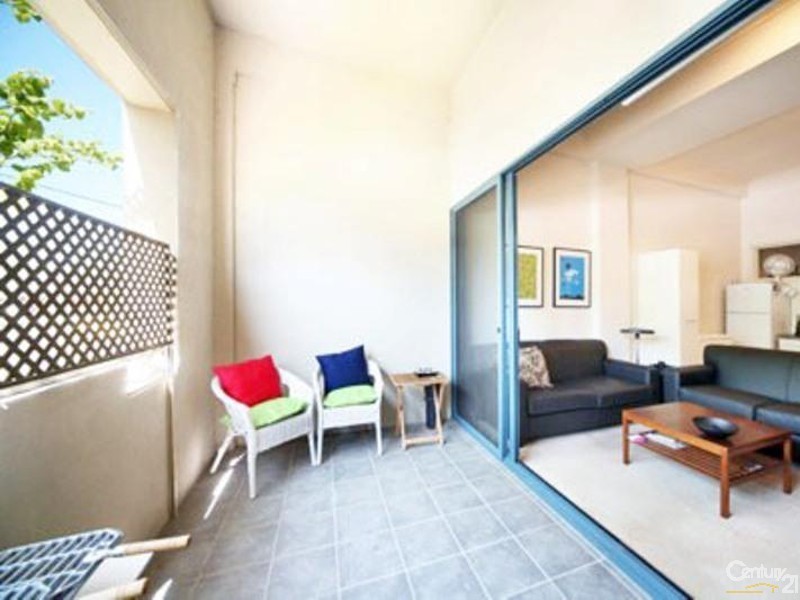 2/125 McKinnon Road, Mckinnon VIC 3204