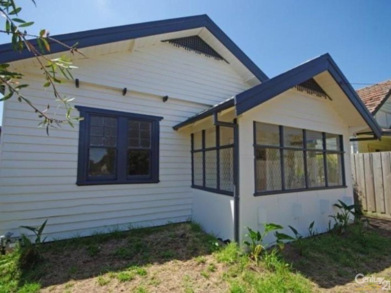 39 Carlton Street, Mckinnon VIC 3204