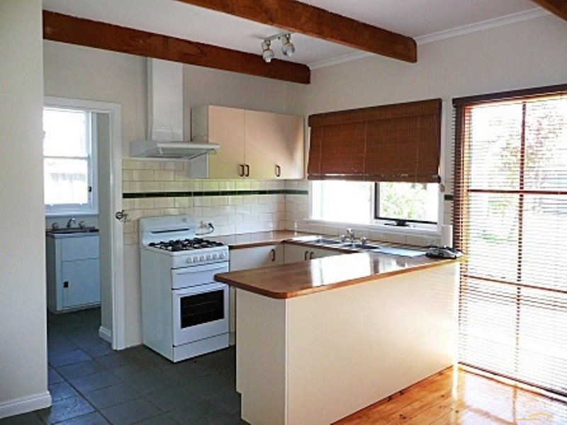 39 Carlton Street, Mckinnon VIC 3204