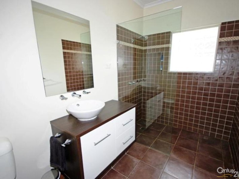 37 Connie Street, Bentleigh East VIC 3165