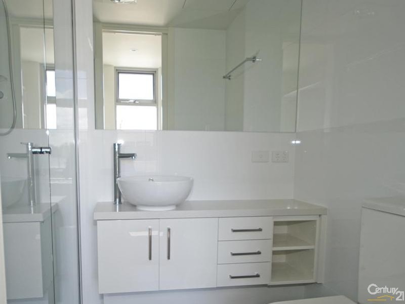 111/1 Mackie Road, Bentleigh East VIC 3165