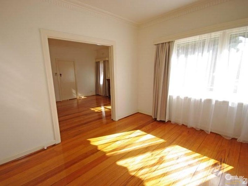 18 Melva Street, Bentleigh East VIC 3165