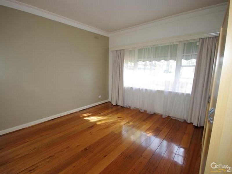 18 Melva Street, Bentleigh East VIC 3165