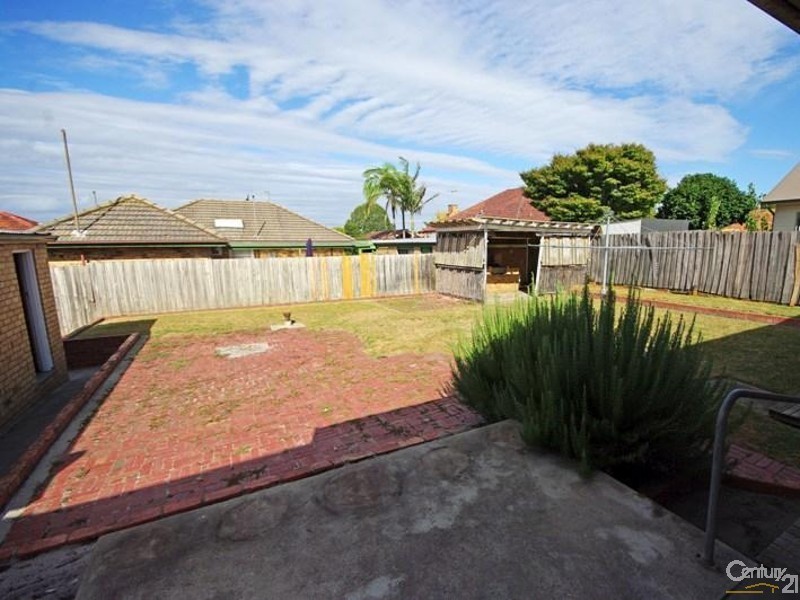 18 Melva Street, Bentleigh East VIC 3165