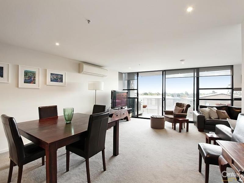 205/175 Kangaroo Road, Hughesdale VIC 3166