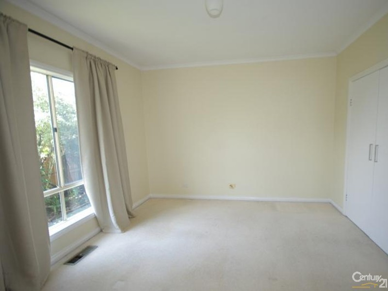 2/28 Murrong Avenue, Bentleigh East VIC 3165