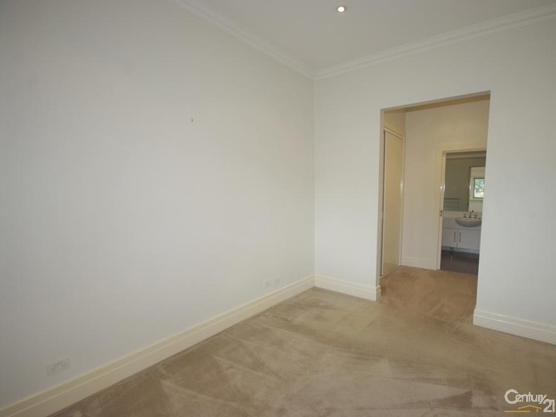 123 Brewer Road, Bentleigh VIC 3204