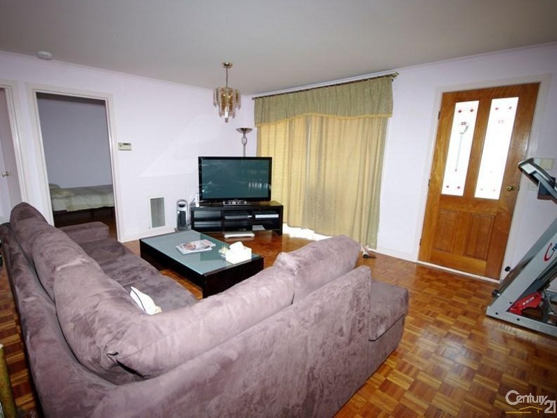 2/270 Jasper Road, Mckinnon VIC 3204