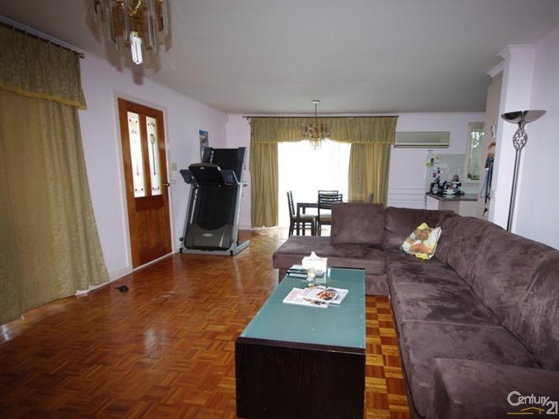 2/270 Jasper Road, Mckinnon VIC 3204