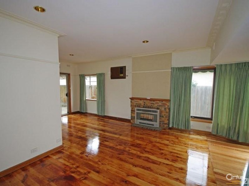 20 McLean Avenue, Bentleigh VIC 3204