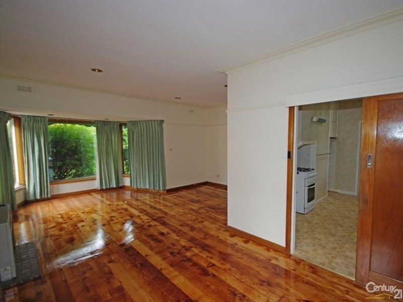 20 McLean Avenue, Bentleigh VIC 3204