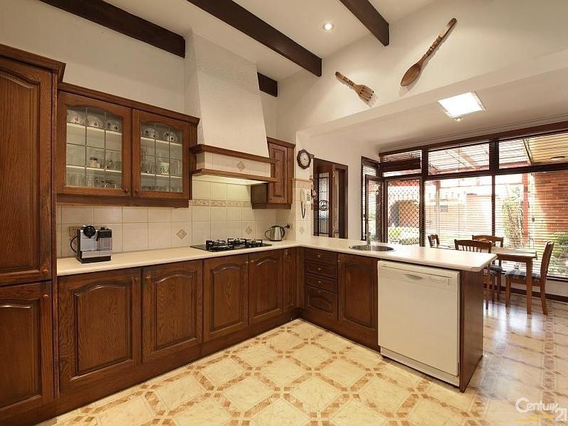 2 Anthony Street, Ormond VIC 3204