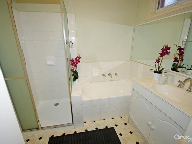 3/6 First Street, Black Rock VIC 3193