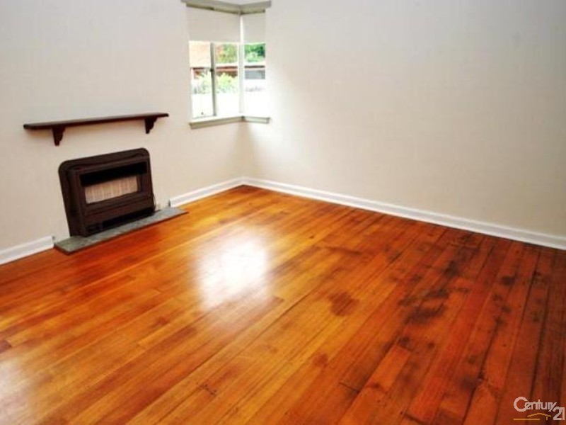 REAR 217 Tucker Road, Mckinnon VIC 3204