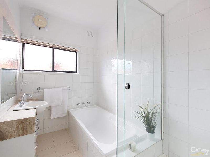 4/10A Eddys Grove, Bentleigh VIC 3204