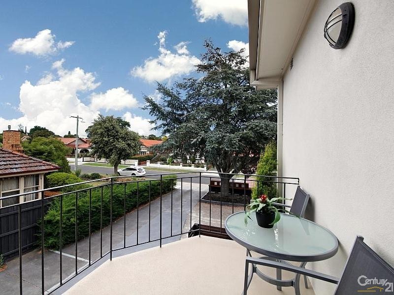 4/10A Eddys Grove, Bentleigh VIC 3204