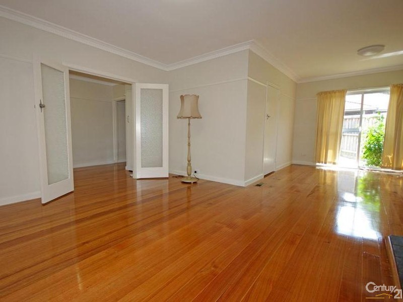 10 Tatong Road, Brighton East VIC 3187