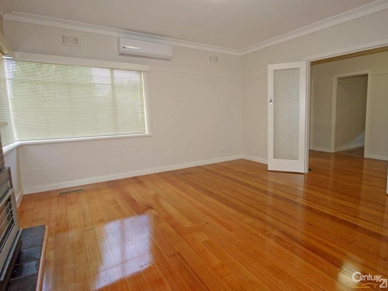 10 Tatong Road, Brighton East VIC 3187