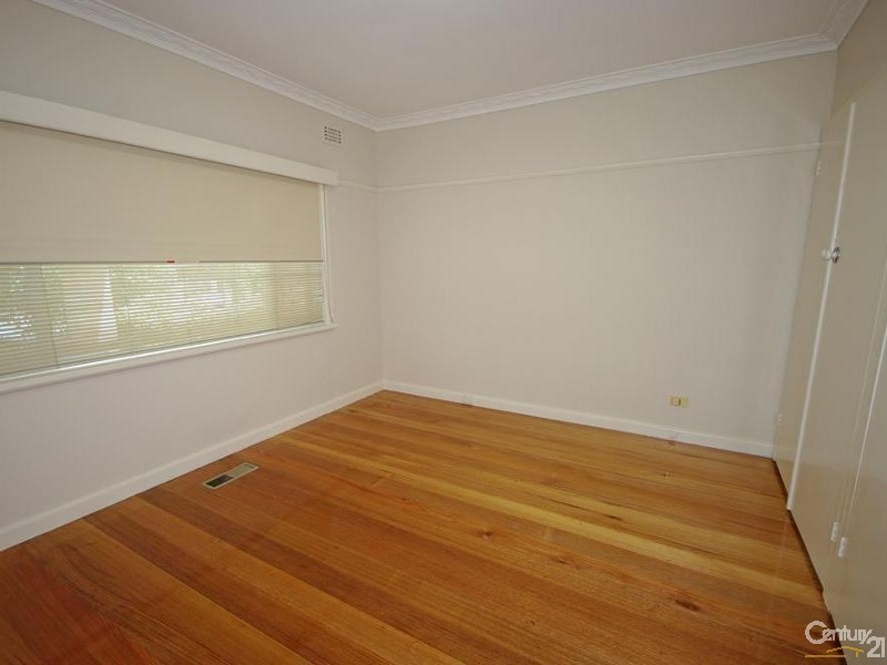 10 Tatong Road, Brighton East VIC 3187