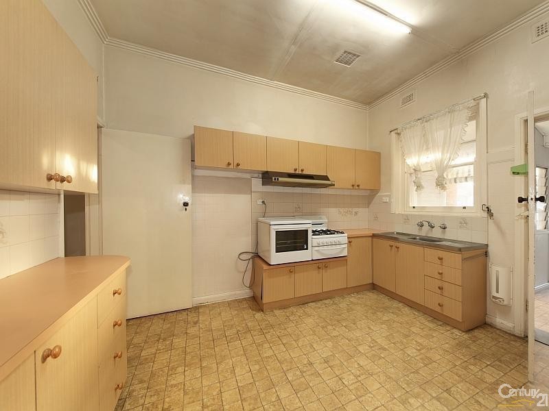 15 Bowen Street, Hughesdale VIC 3166