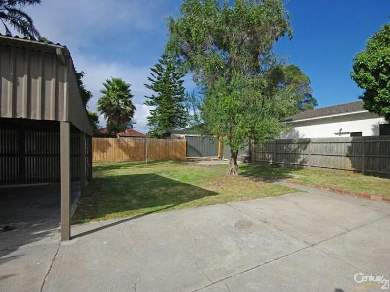 12 Vunabere Avenue, Bentleigh VIC 3204