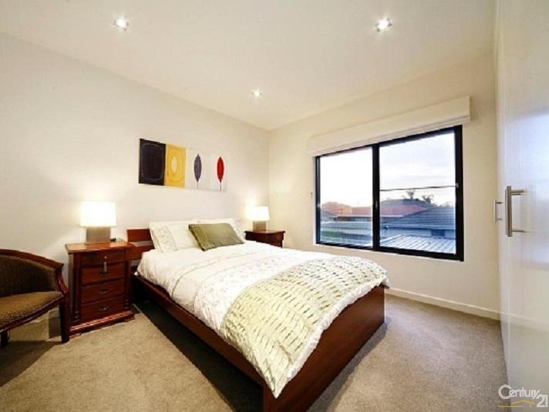 2/75A Tucker Road, Bentleigh VIC 3204