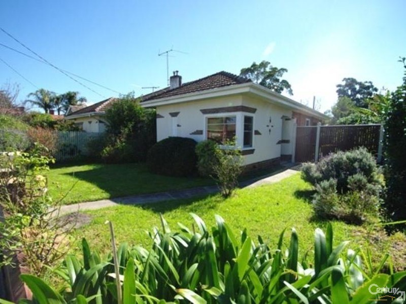 95 McKinnon Road, Mckinnon VIC 3204