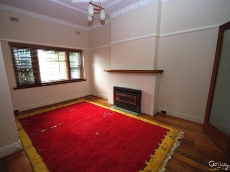 95 McKinnon Road, Mckinnon VIC 3204