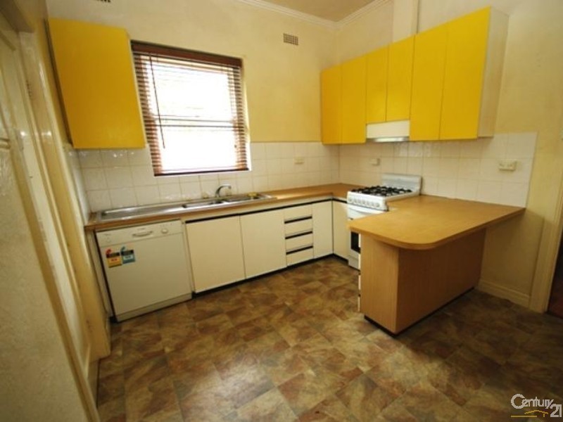 95 McKinnon Road, Mckinnon VIC 3204