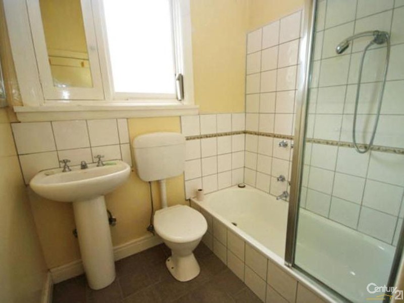 95 McKinnon Road, Mckinnon VIC 3204