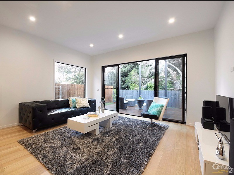 6B Sassella Street, Bentleigh East VIC 3165