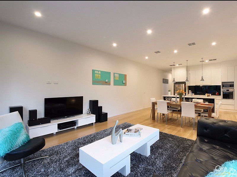 6B Sassella Street, Bentleigh East VIC 3165