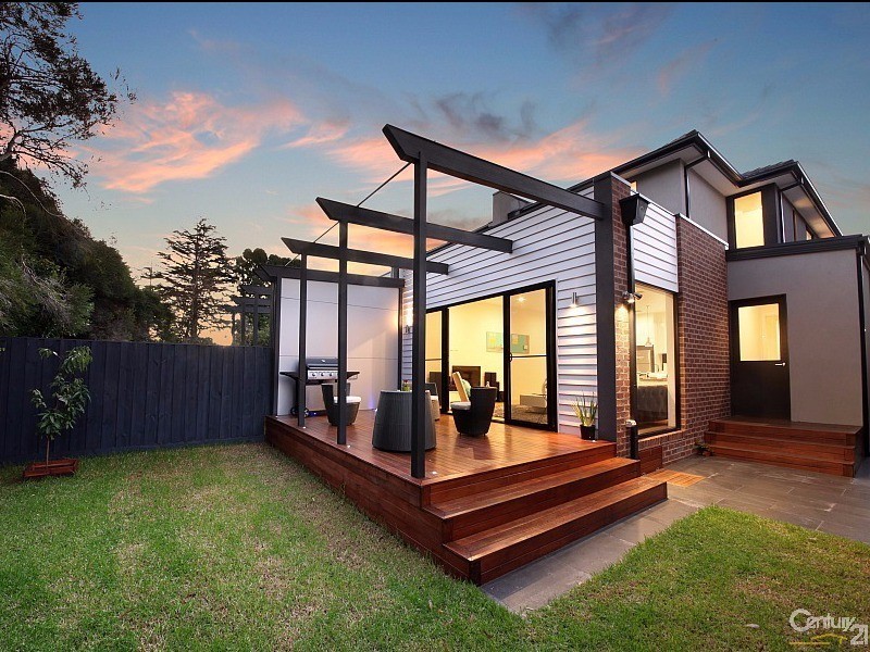 6B Sassella Street, Bentleigh East VIC 3165