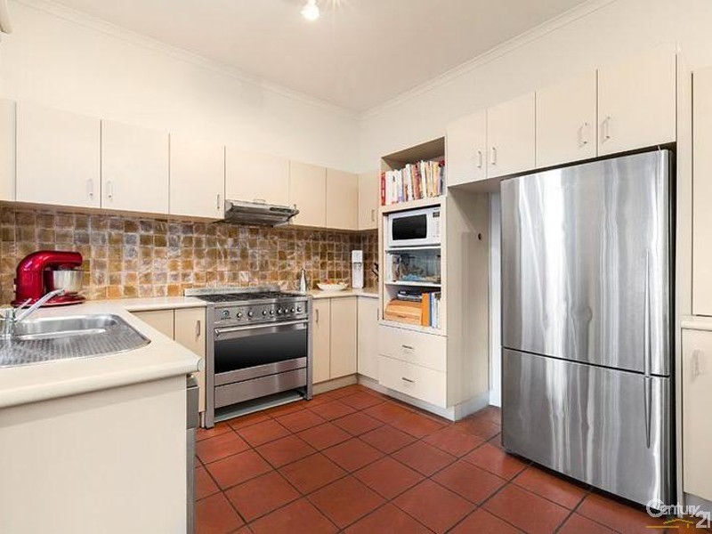 13 Primrose Crescent, Brighton East VIC 3187