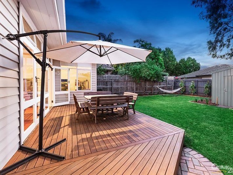 13 Primrose Crescent, Brighton East VIC 3187